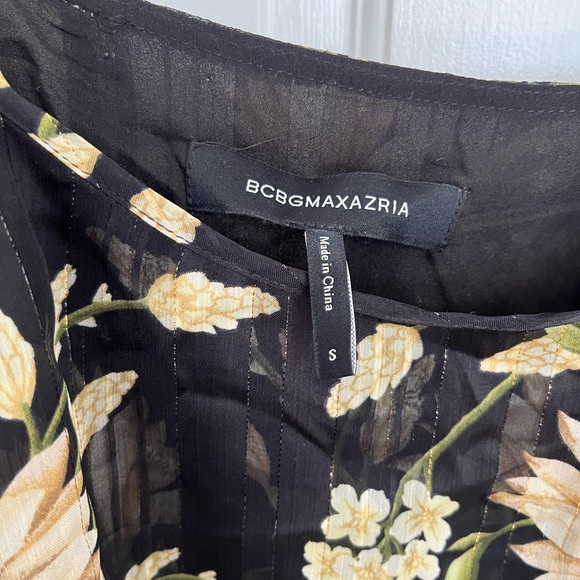 BCBGMaxAzria Garden Floral-Print Handkerchief Top Size Small - Picture 6 of 11